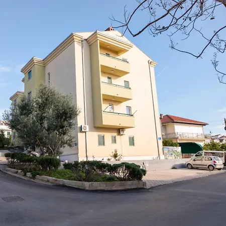 Anita Apartment *